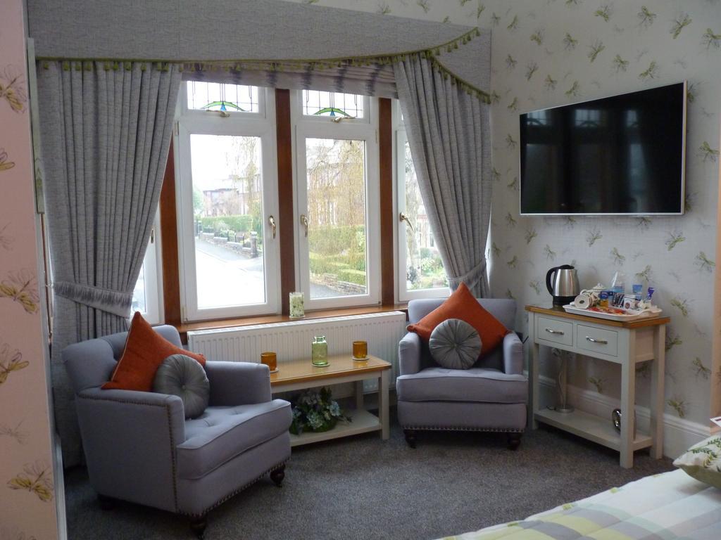 Muirholm Bed And Breakfast Пейслі Номер фото